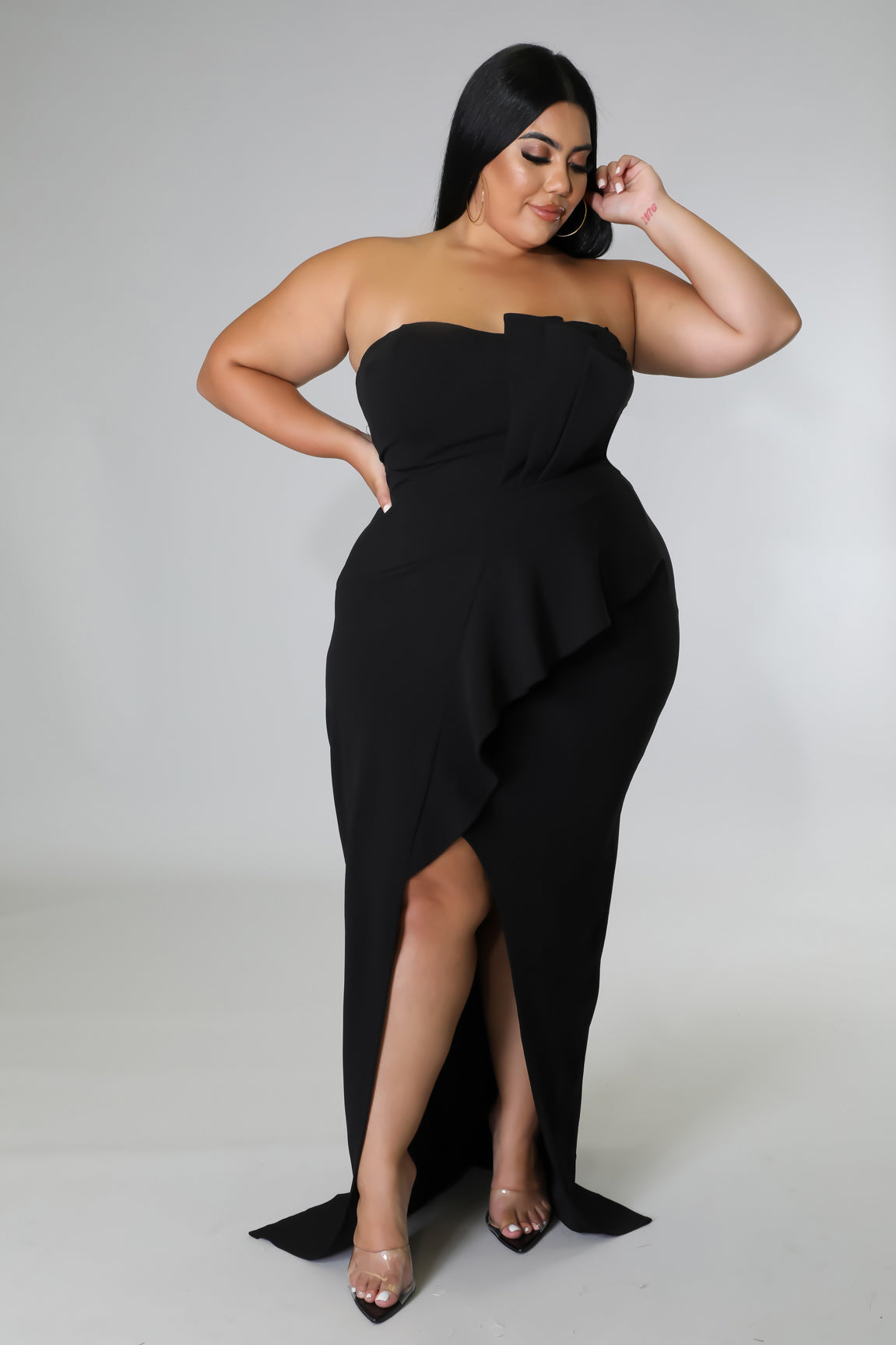Pleated Detail Tube Top Plus Maxi Dress | CCPRODUCTS, NEW ARRIVALS, PLUS SIZE, PLUS SIZE DRESSES | Style Your Curves